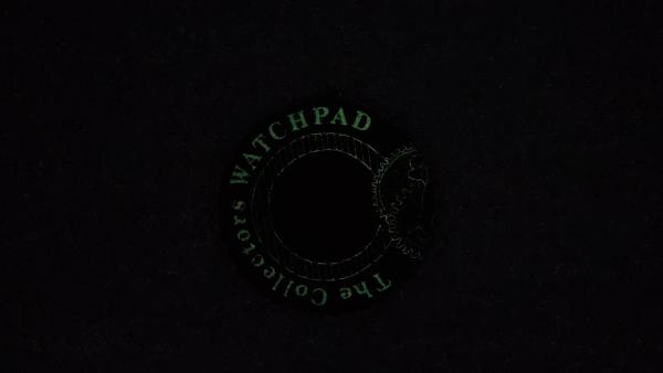 Nachtleuchtende Uhrenablage